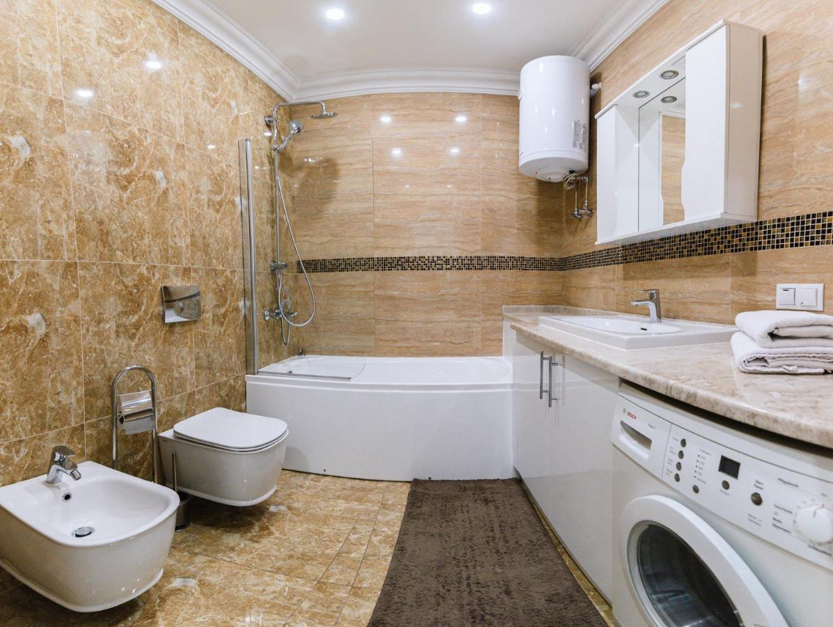 Luxury For Business & Pleasure Royal 2 Leilighet Kiev Eksteriør bilde
