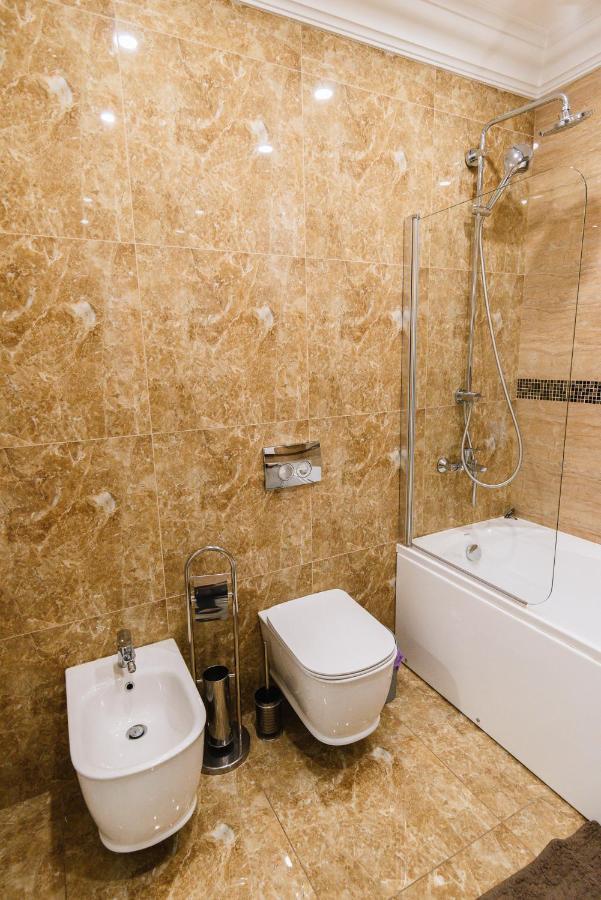 Luxury For Business & Pleasure Royal 2 Leilighet Kiev Eksteriør bilde