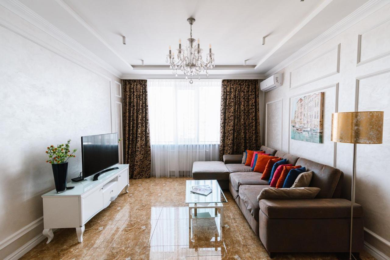 Luxury For Business & Pleasure Royal 2 Leilighet Kiev Eksteriør bilde