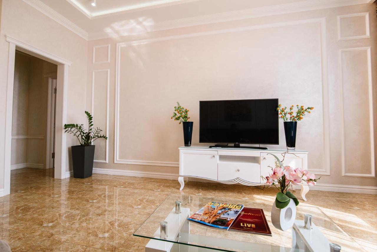 Luxury For Business & Pleasure Royal 2 Leilighet Kiev Eksteriør bilde